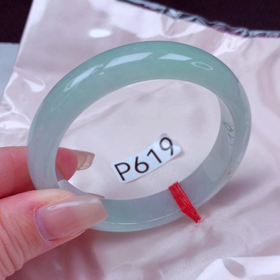 翡翠未镶嵌手镯手镯