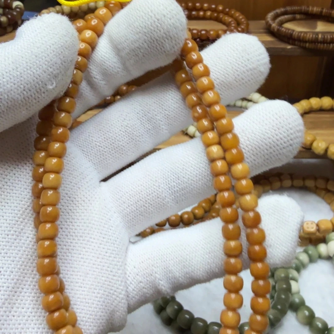 吊坠龙脊菩提玉化