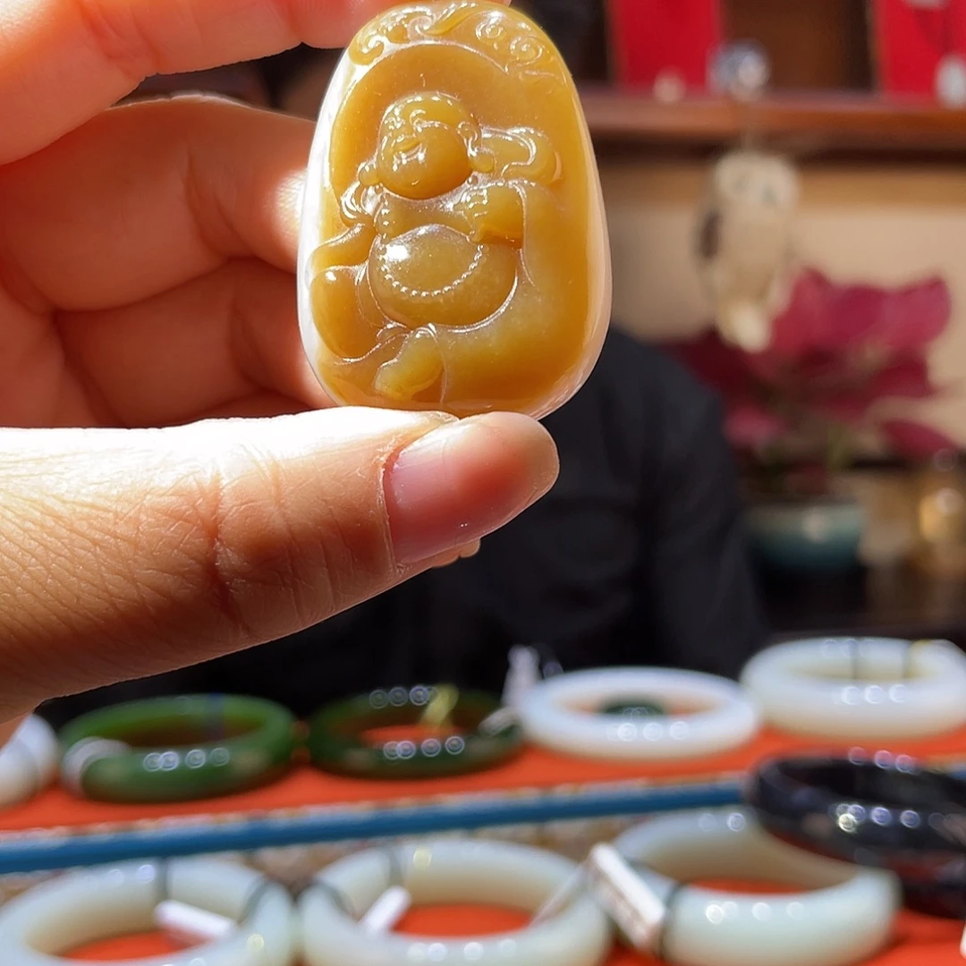 和田玉（糖玉）未镶嵌颈饰