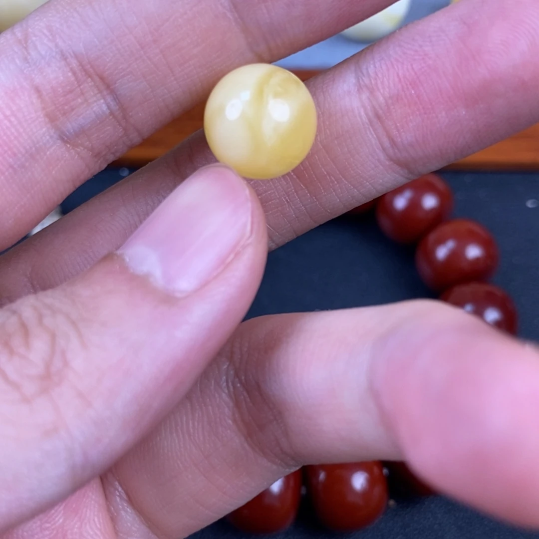 琥珀未镶嵌裸石32
