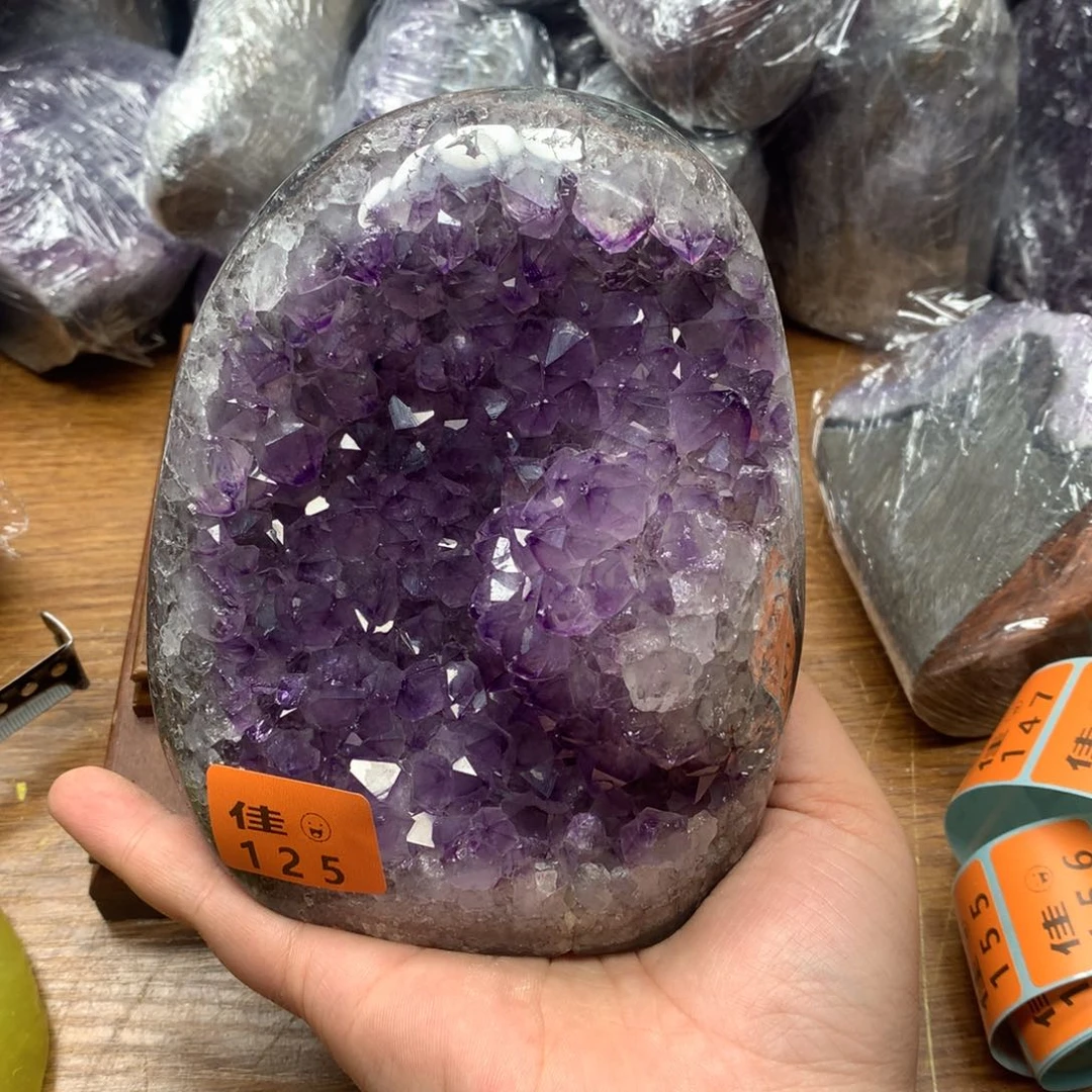 水晶大型摆件（非配饰）未镶嵌