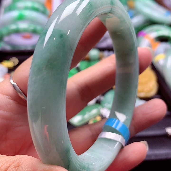 未镶嵌手镯翡翠翡翠