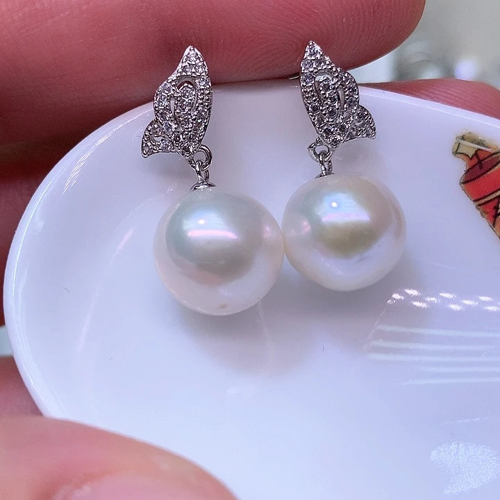 银S925镶嵌耳饰淡水珍珠