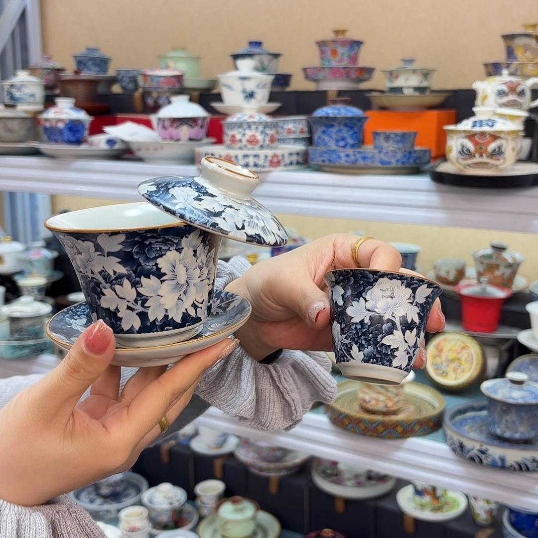 盖碗还不错，好看！