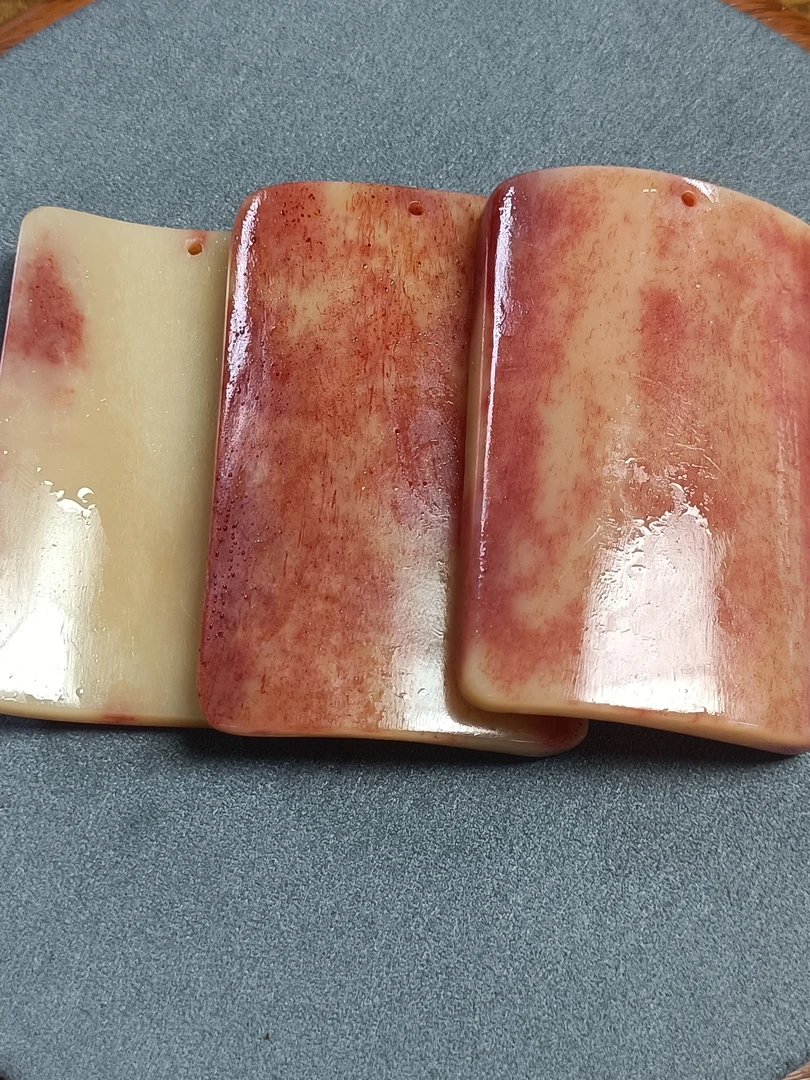 A253号-红白大牌子工艺品吊坠随机一个