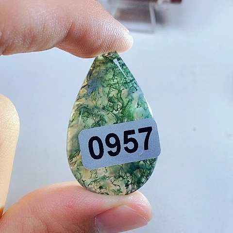 未镶嵌颈饰玛瑙/玉髓老*V