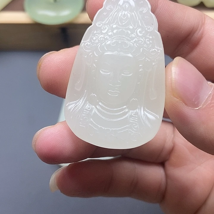 和田玉（糖玉）未镶嵌颈饰