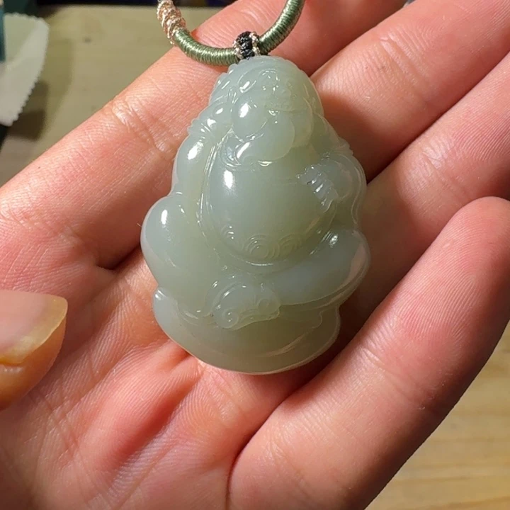 未镶嵌和田玉（糖玉）挂件