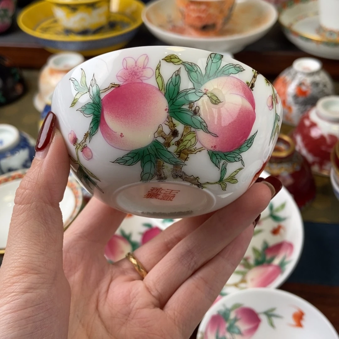 陶瓷艺术家的作品是一