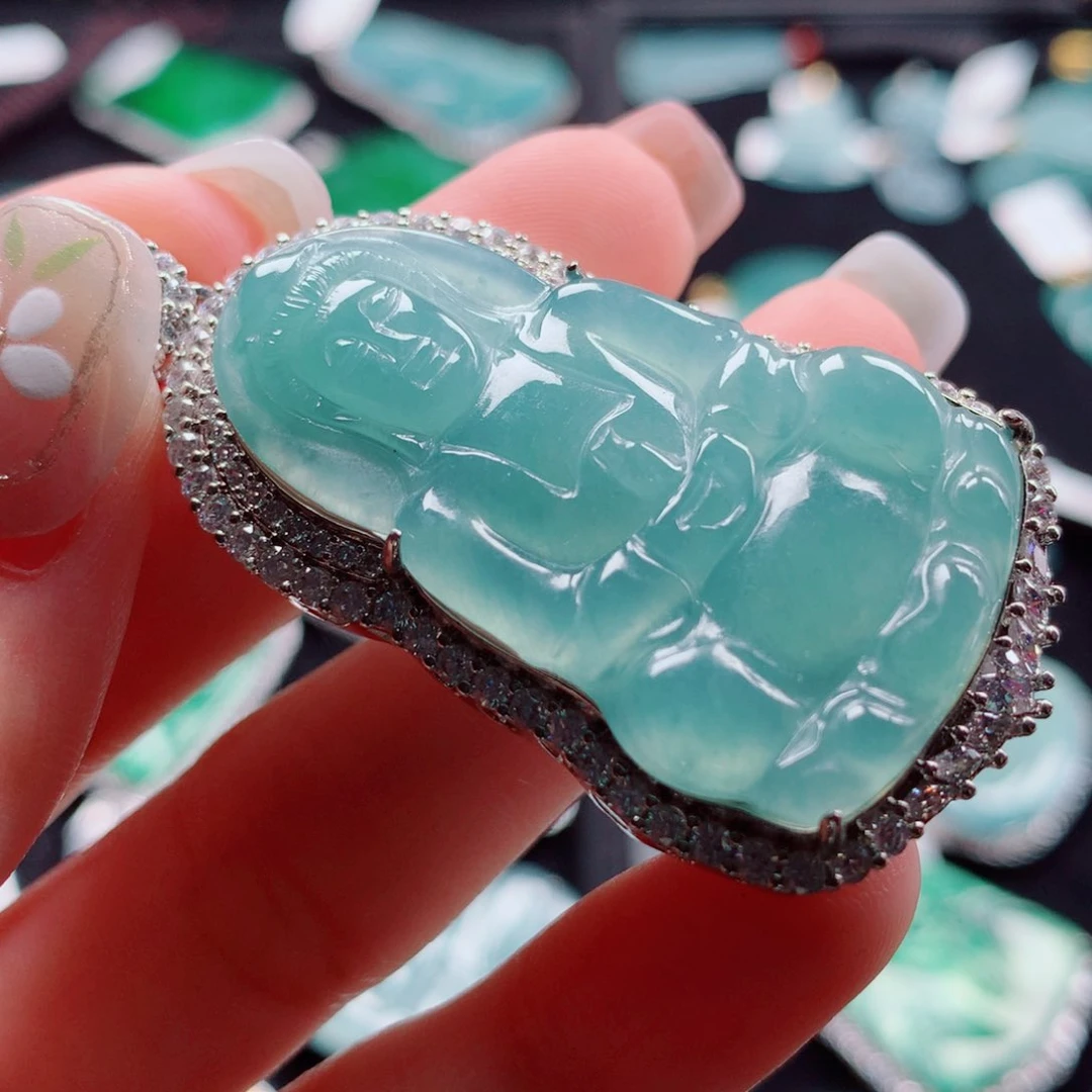 翡翠未镶嵌颈饰翡翠