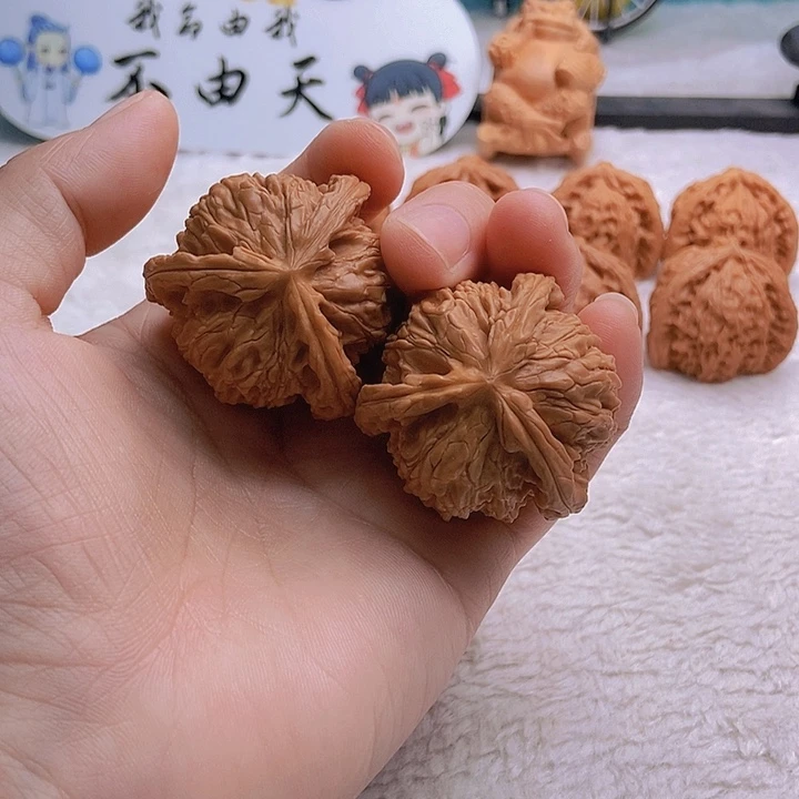 文玩核桃把件百*三棱