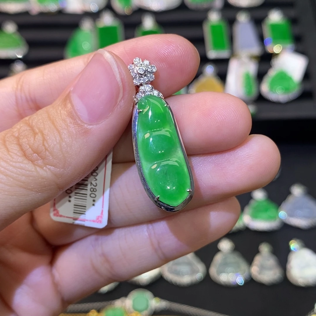翡翠18K金镶嵌吊坠(不含链)