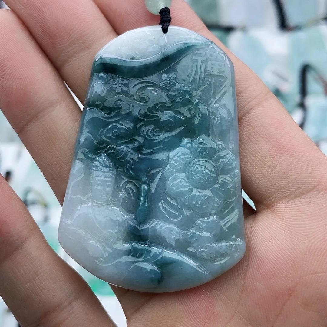 颈饰未镶嵌翡翠来**咯翡翠