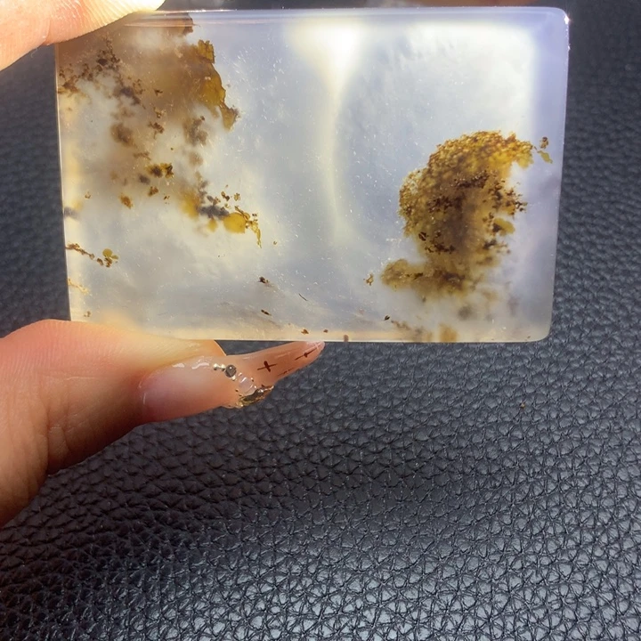 旅***者玛瑙/玉髓未镶嵌颈饰