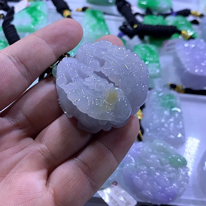 翡翠未镶嵌颈饰天然翡翠A货吊坠
