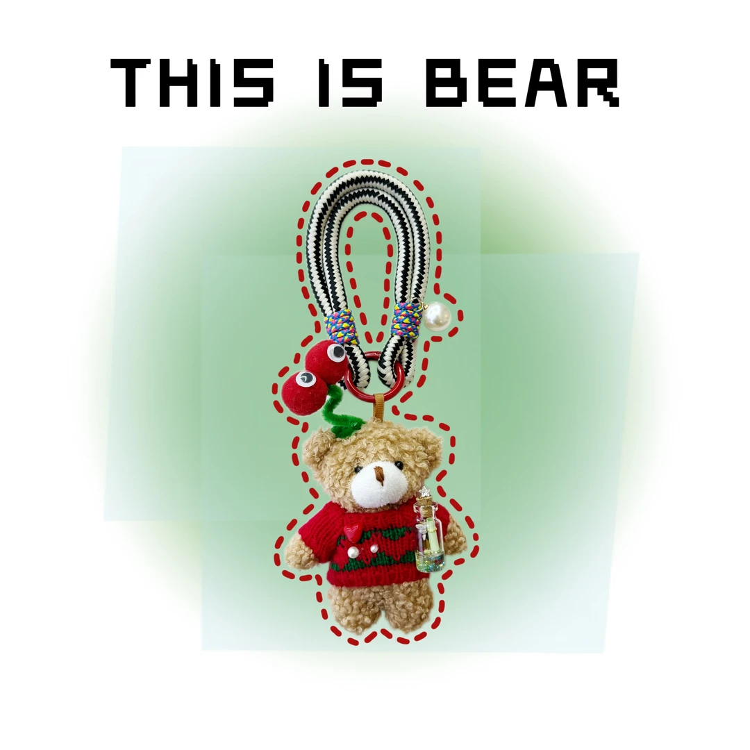 This is Bear•设计师原创包包挂件/手机挂饰/车挂/红毛衣天线小熊