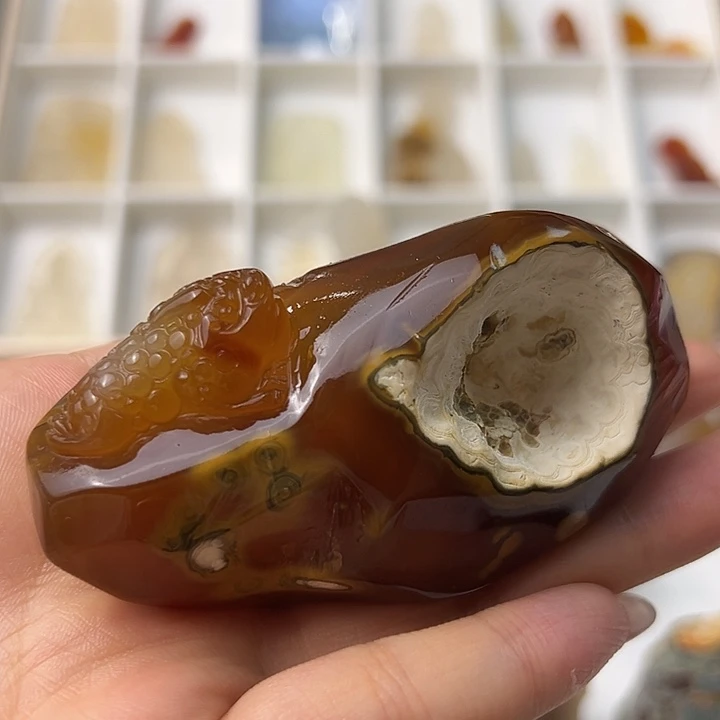 玛瑙/玉髓颈饰合金