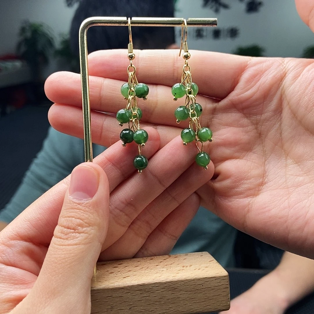 和田玉未镶嵌耳饰颜色多样性发拍一发一