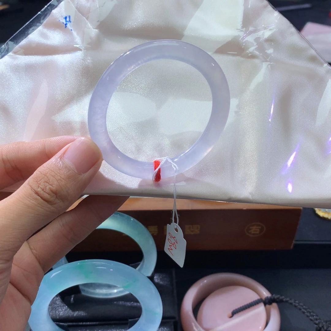 未镶嵌手镯翡翠贵妃