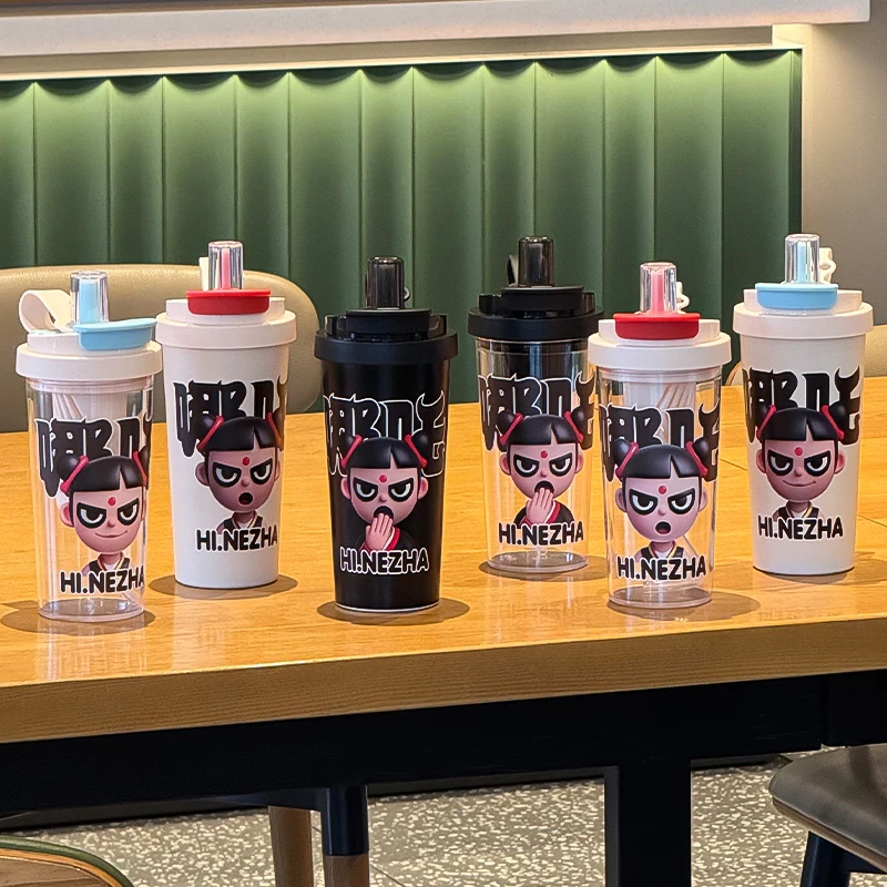 贝十八儿童水杯上学550ml学生杯子哪吒水壶双饮杯塑料可爱小学生