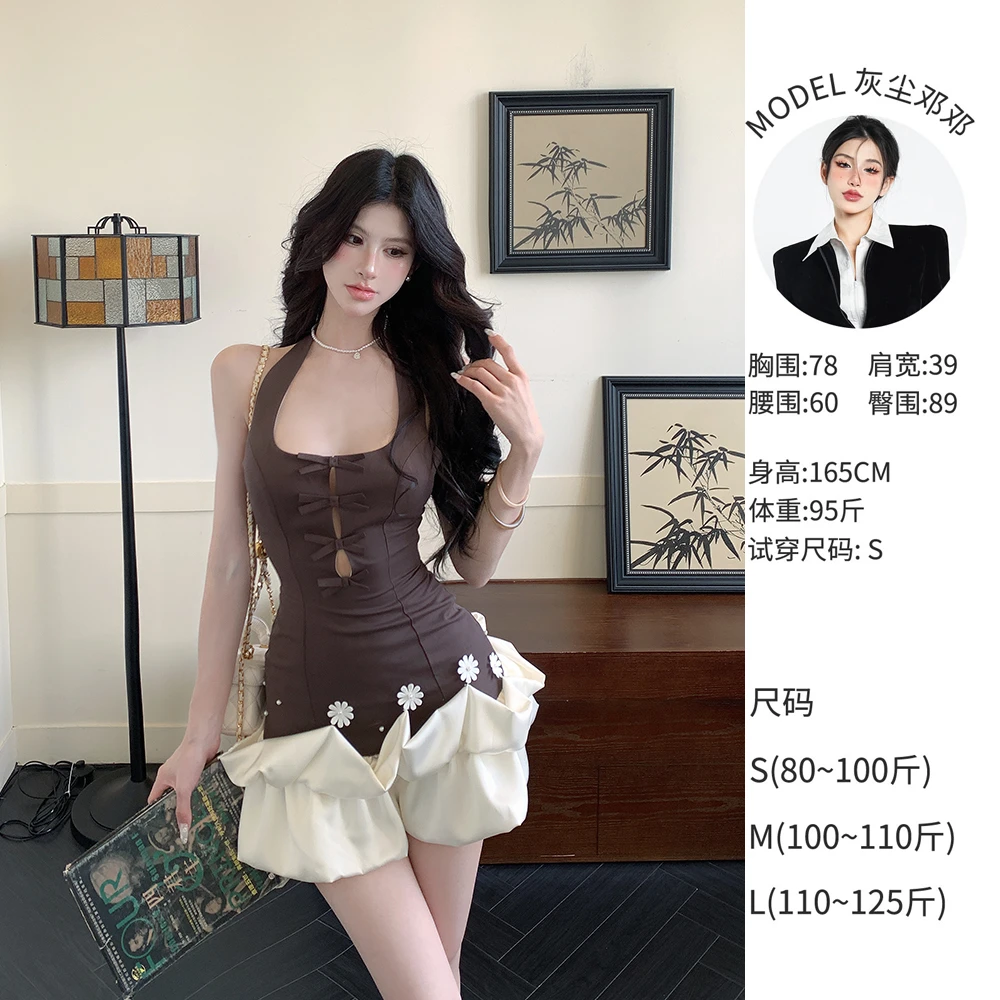 灰尘邓邓 【手作日记】设计款收腰夏钉珠蓬蓬短款连衣裙D25Q1486