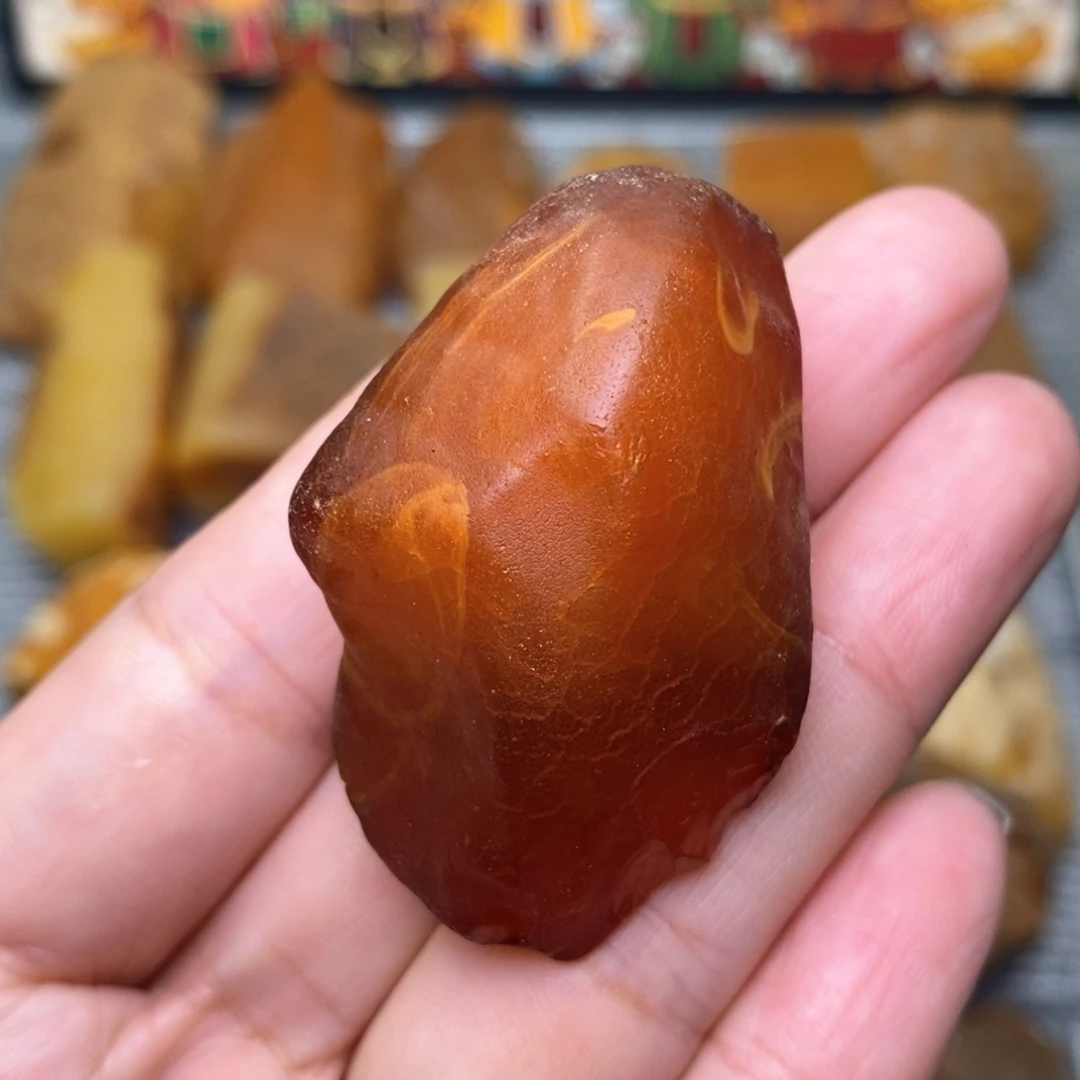 【闪购商品】定制琥珀未镶嵌天然蜜蜡乌料