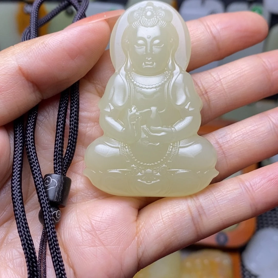 C***d新疆昆仑山料观音牌子