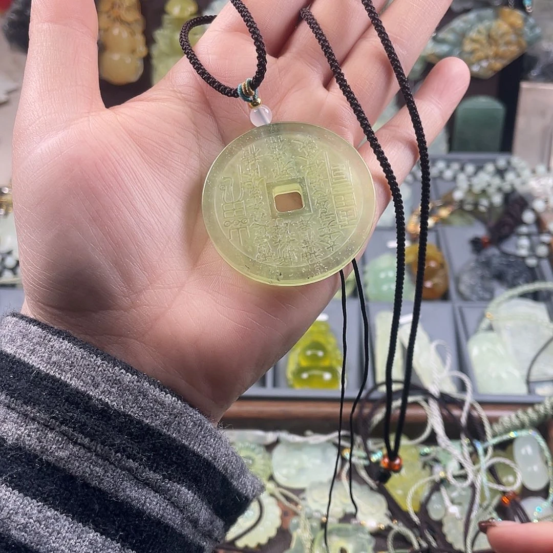 岫玉未镶嵌吊坠(赠链)