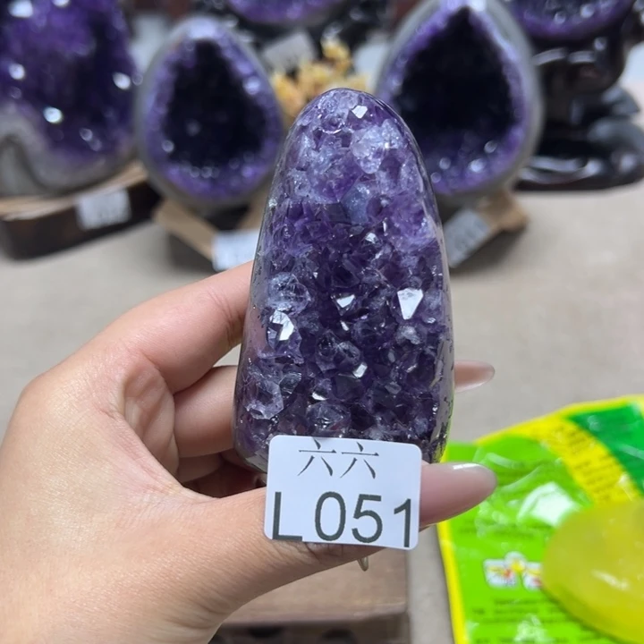 紫晶大型摆件（非配饰）未镶嵌