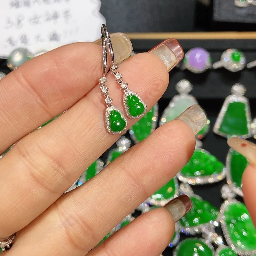 【闪购商品】翡翠耳饰18K金镶嵌天然翡翠