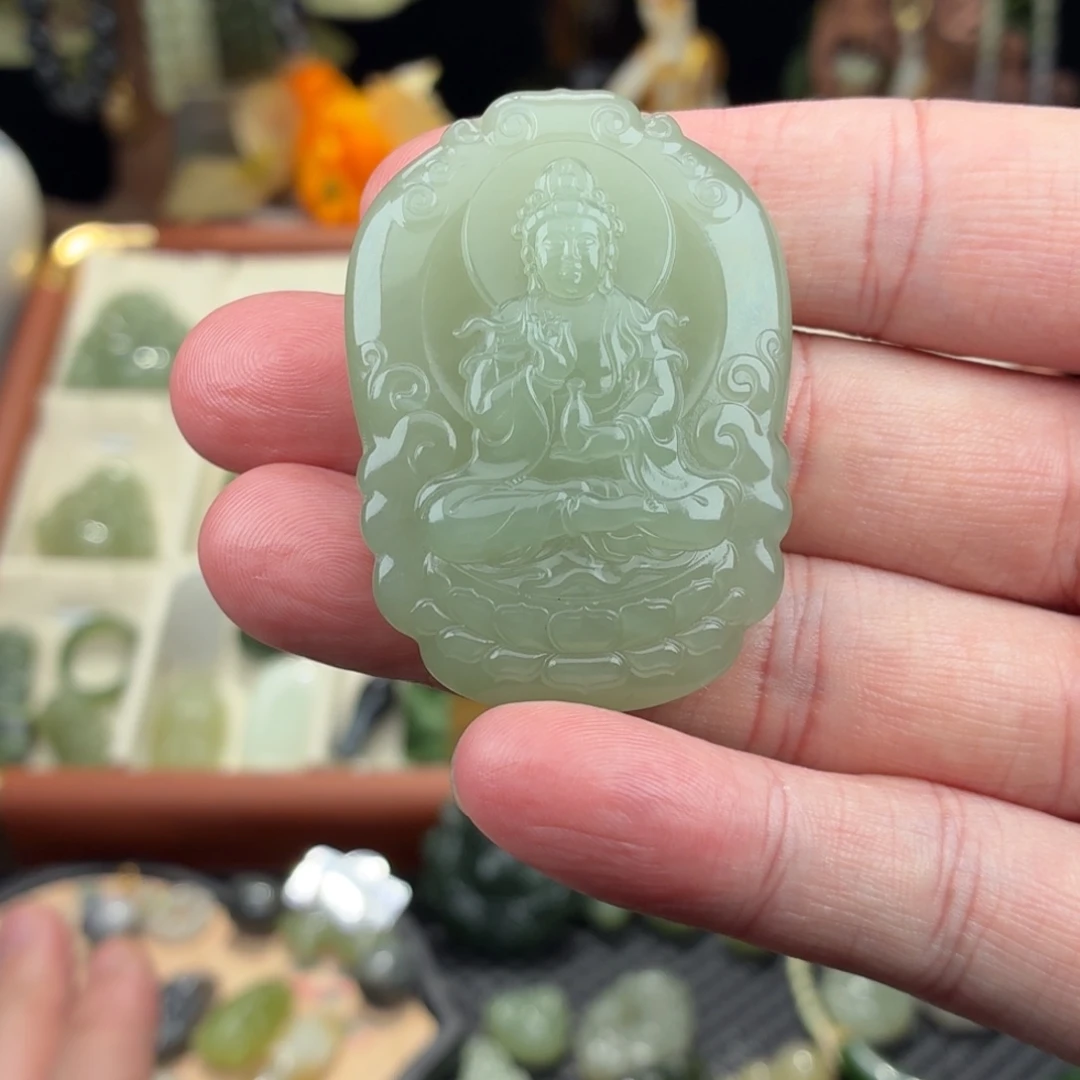 和田玉未镶嵌颈饰