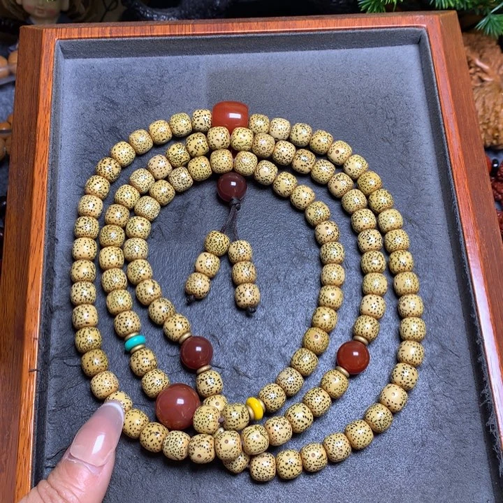 星月菩提吊坠菩提