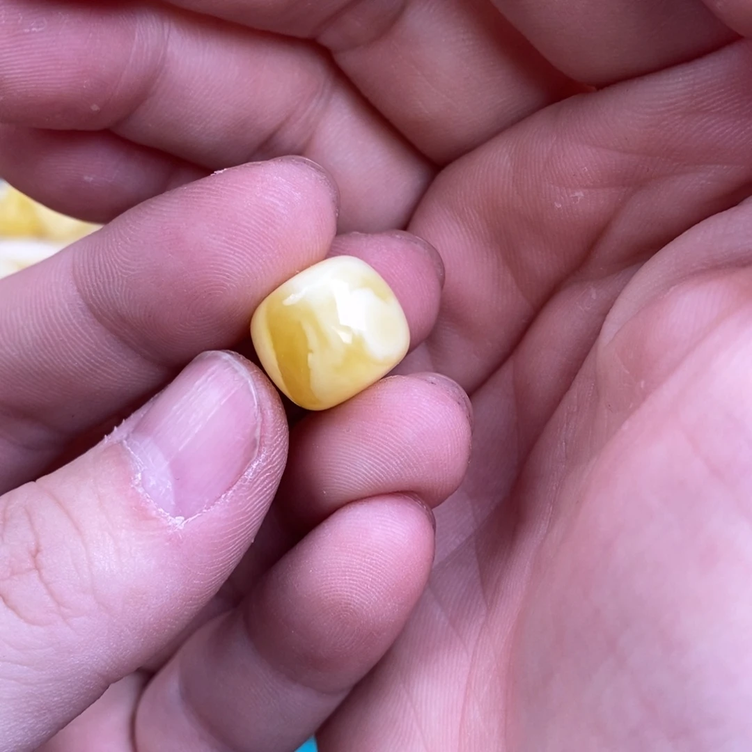 蜜蜡裸石未镶嵌第***彡配饰