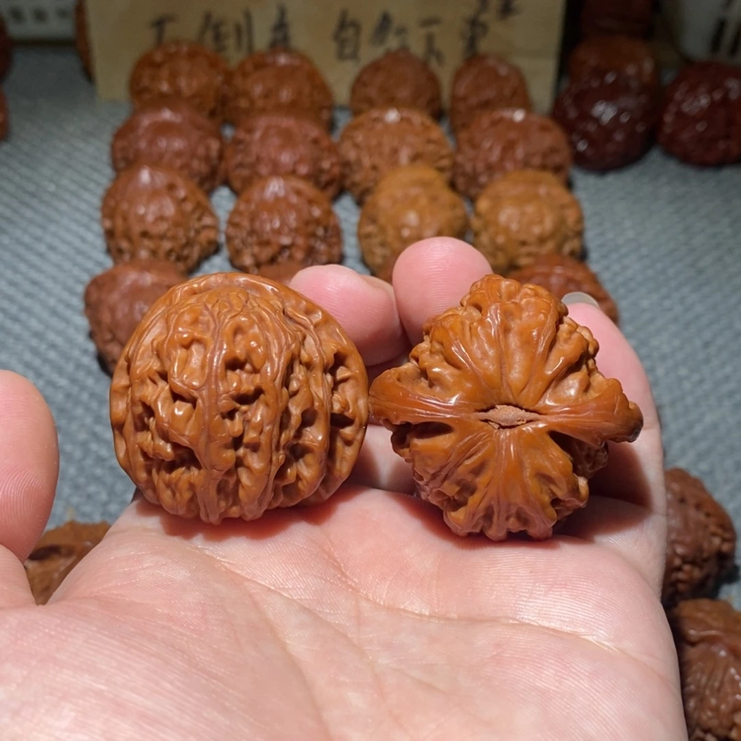 把件文玩核桃41.40白狮子
