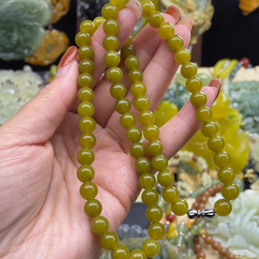 未镶嵌蛇纹石玉颈饰