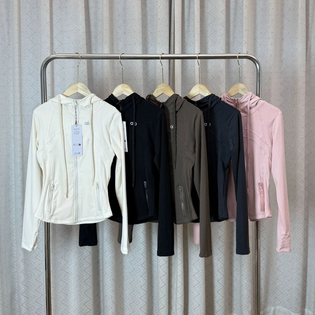 秋冬款纯色Defina连帽修身型短外套开衫运动时尚瑜伽服女上衣磨毛