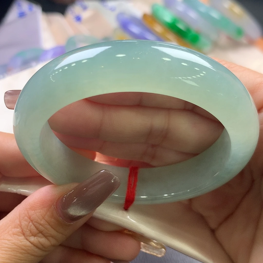 翡翠未镶嵌手镯56.6正圈