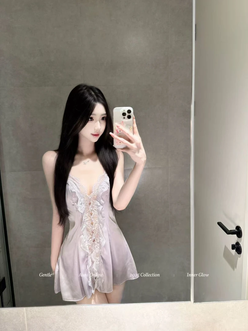 【梦临】轻法式蕾丝拼接镂空显身材吊带修身性感开衩睡裙女