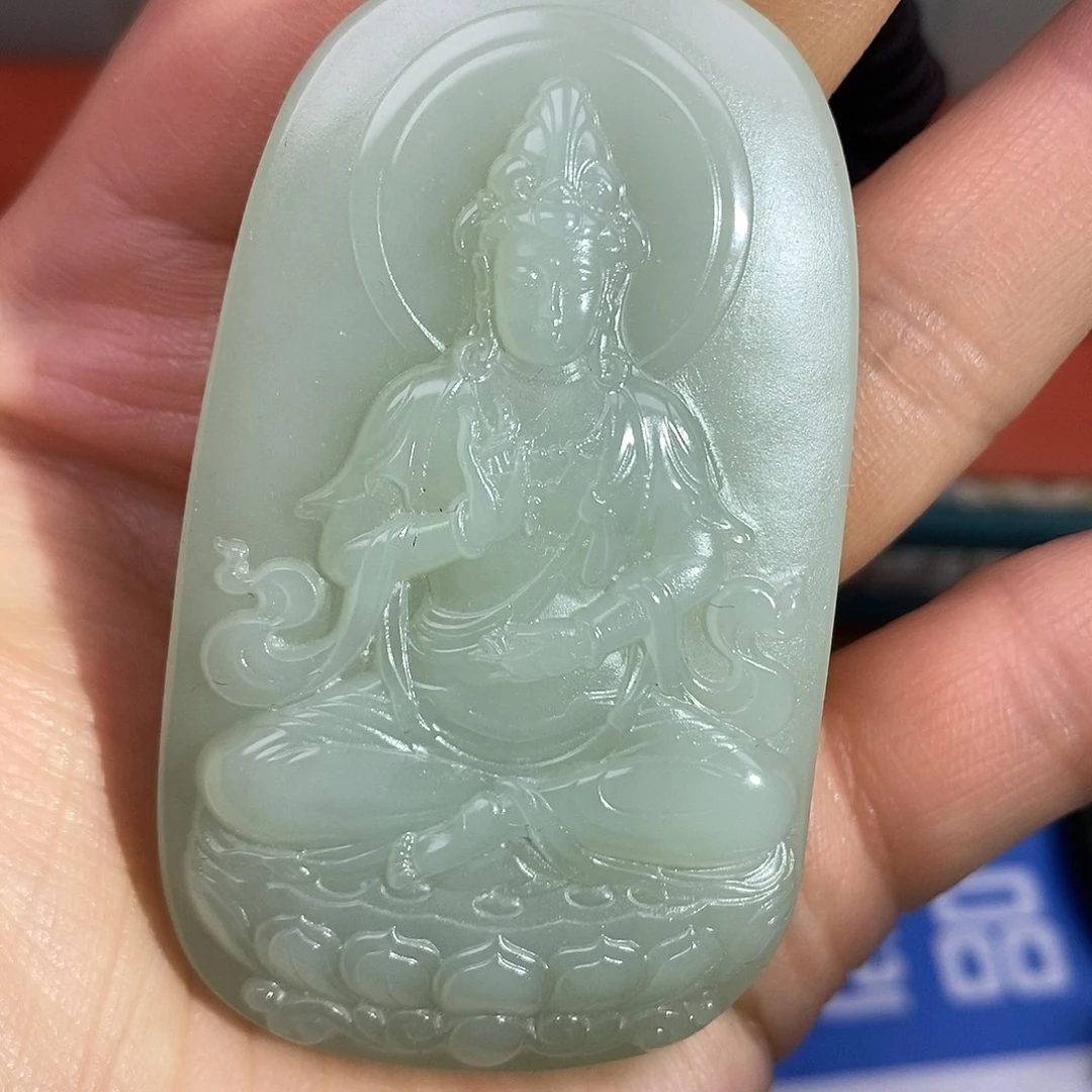 菏***浴和田玉未镶嵌颈饰