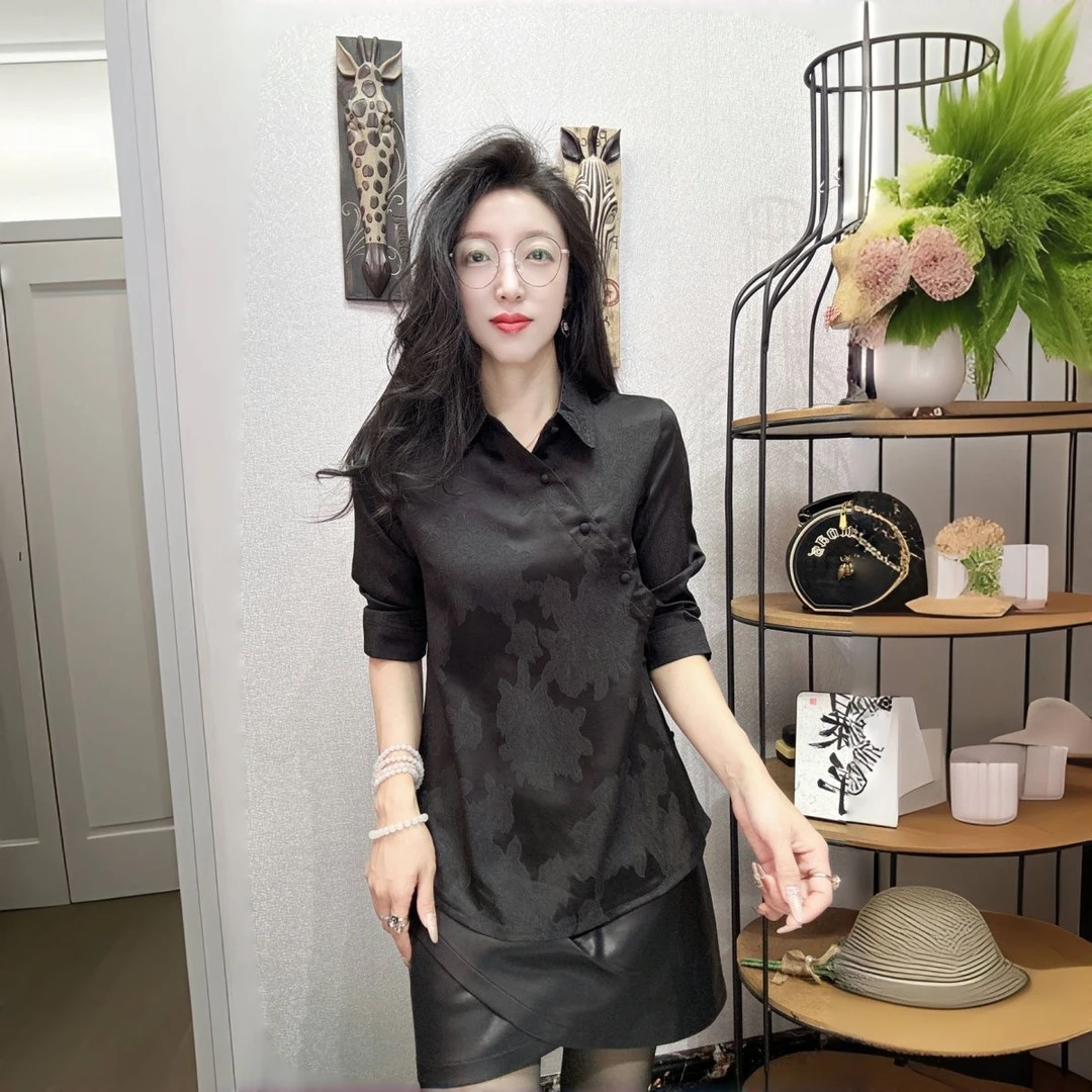 大码衬衫2025提花气质洋气衬衣设计新款时尚打底小衫长袖减龄5198