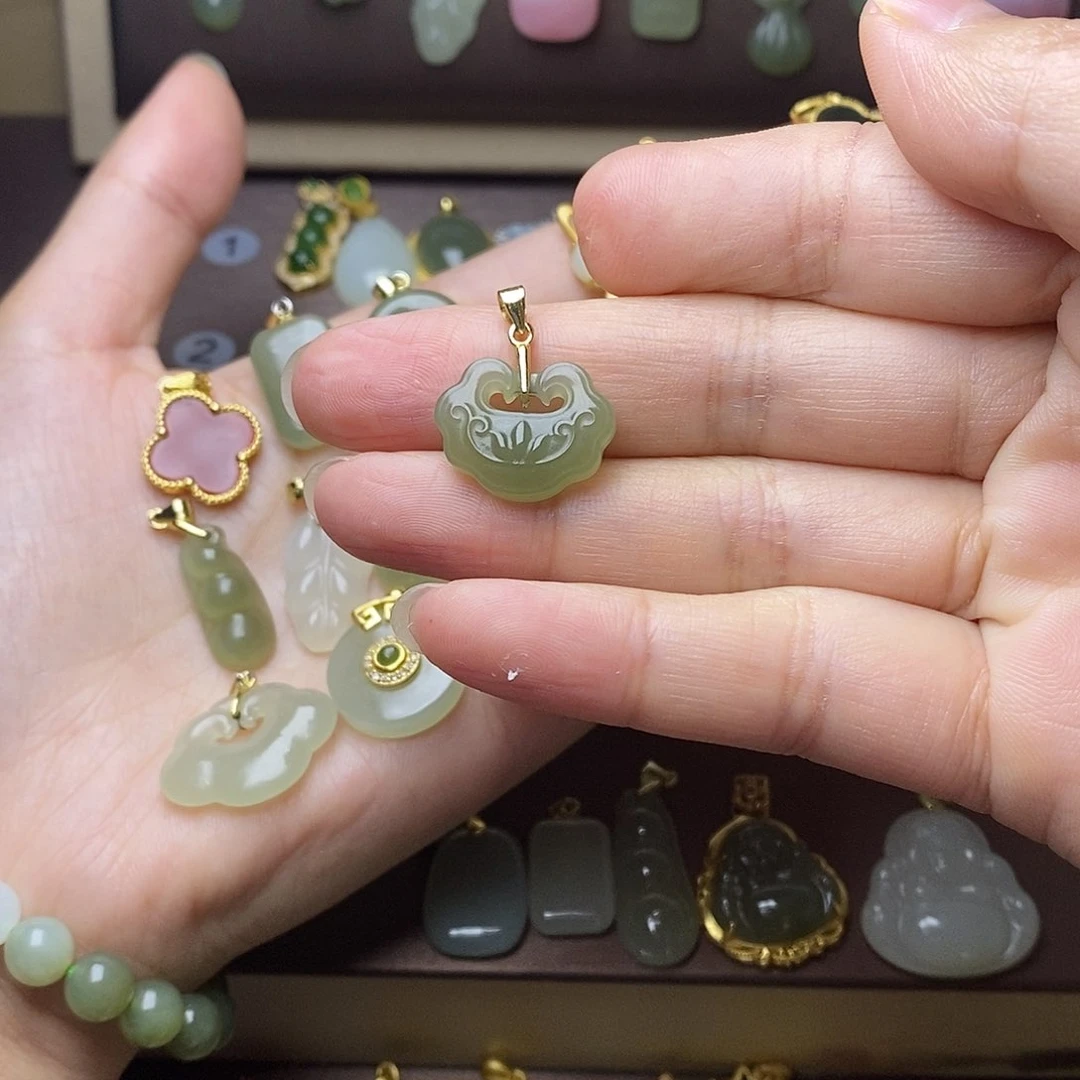 和田玉颈饰银S925镶嵌