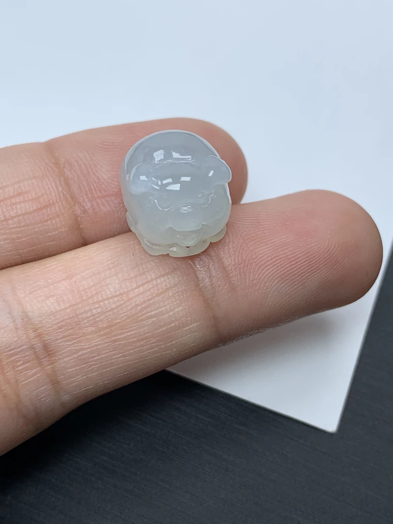 天然缅甸翡翠A货 精品生肖猪 冰透水润吊坠手链宝宝大女王精美