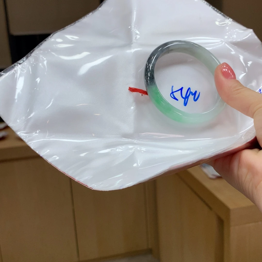 未镶嵌手镯翡翠不退不换