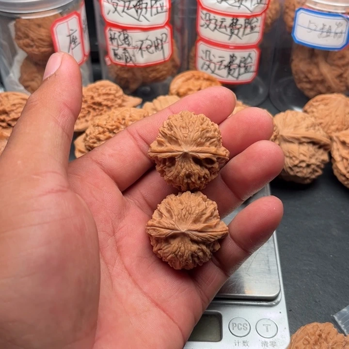 文玩核桃把件练手