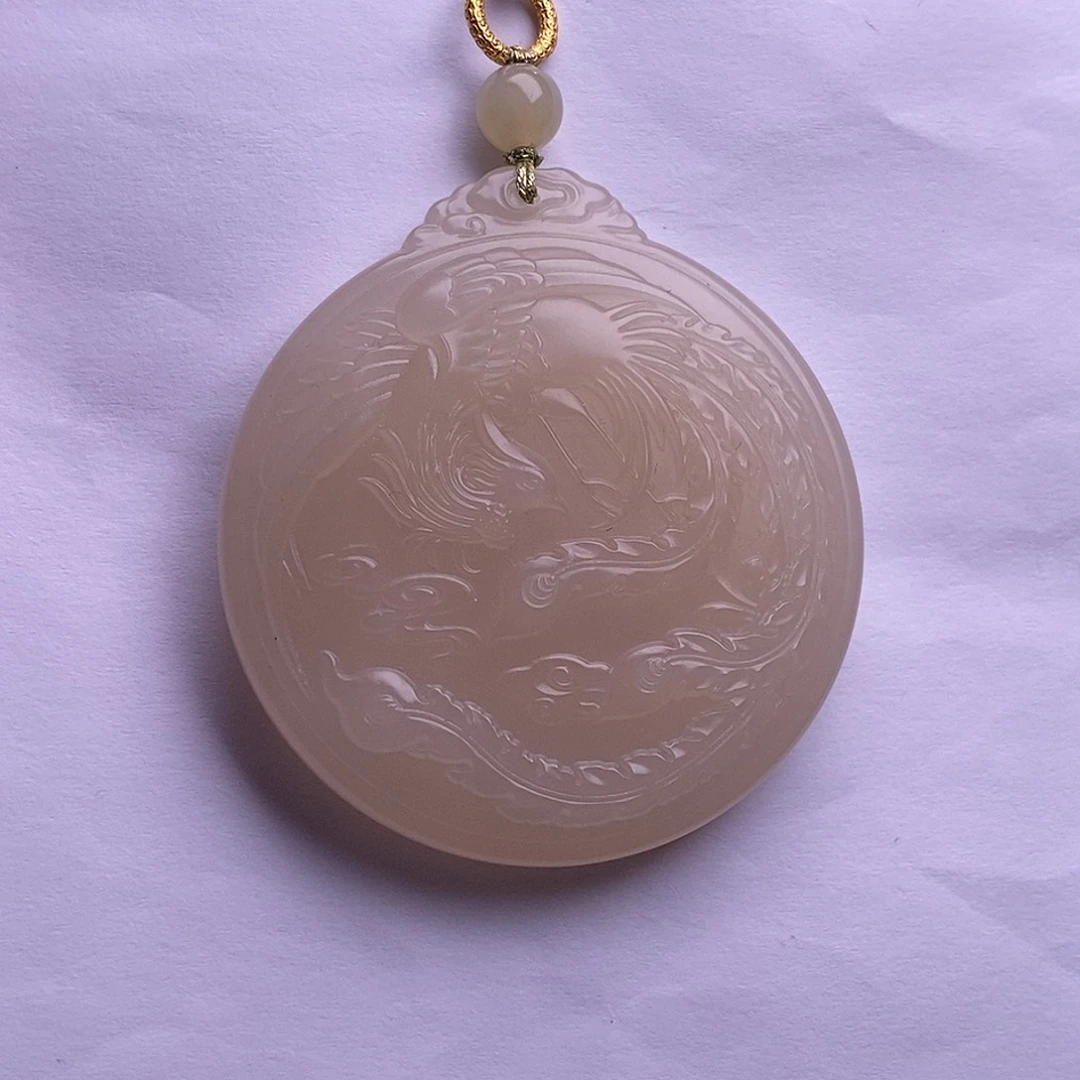 颈饰未镶嵌和田玉收藏级浓藕粉脂膏级老矿料红粉凤穿牡丹