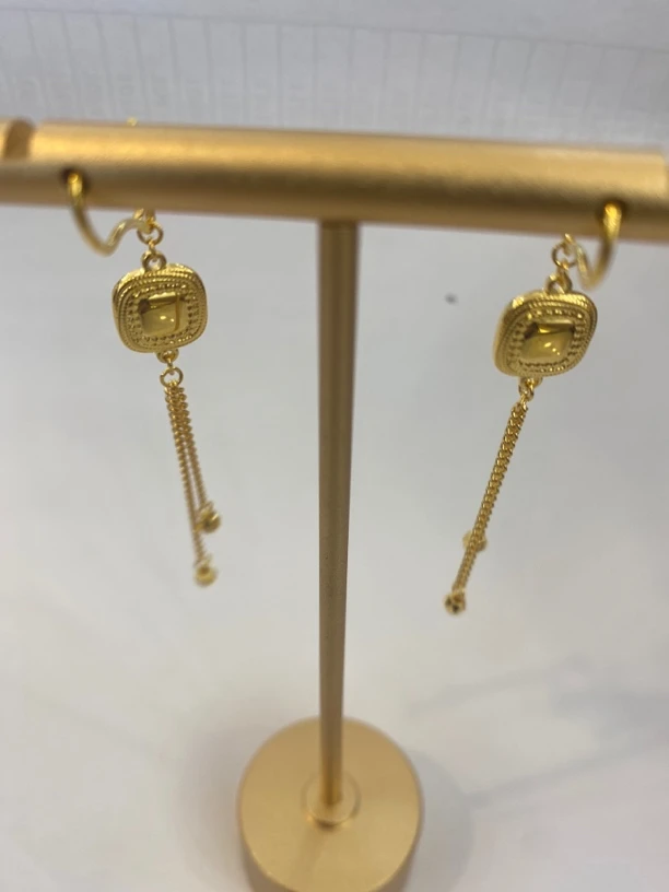 【秀秀专享】足金999 鎏金流苏耳饰，不被流行左右, 尽显真我风采。