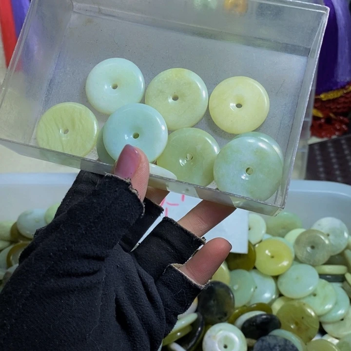 蛇纹石玉其他未镶嵌415