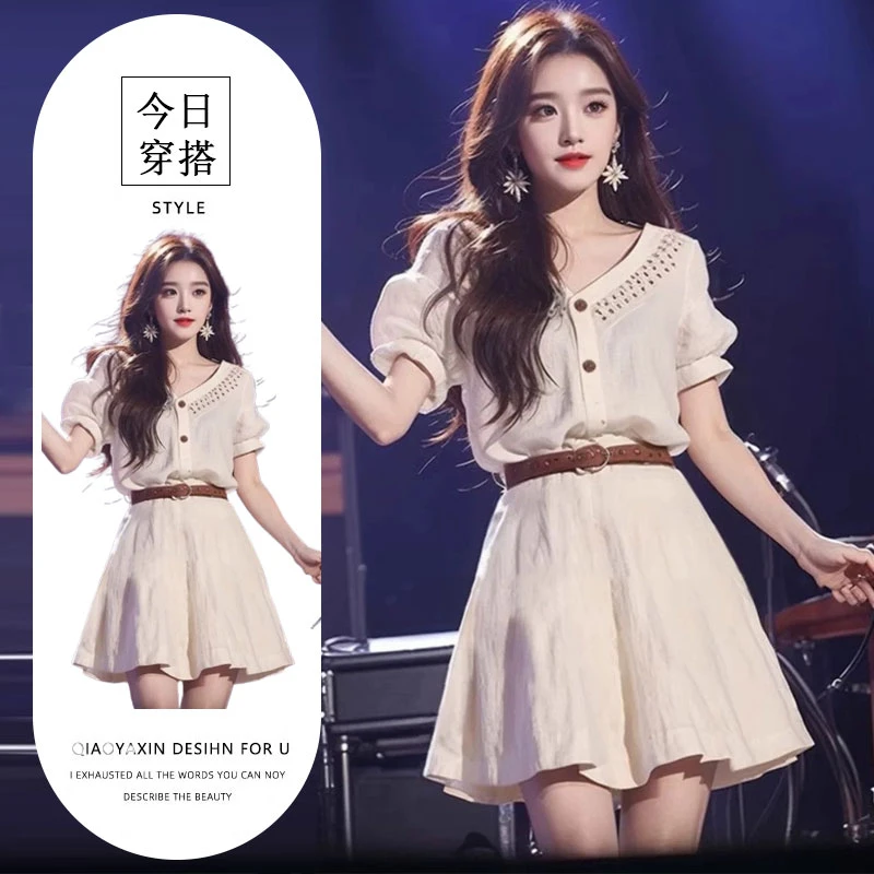 2025新款今年流行爆款初夏穿搭超好看独特漂亮桔梗V领短袖连衣裙