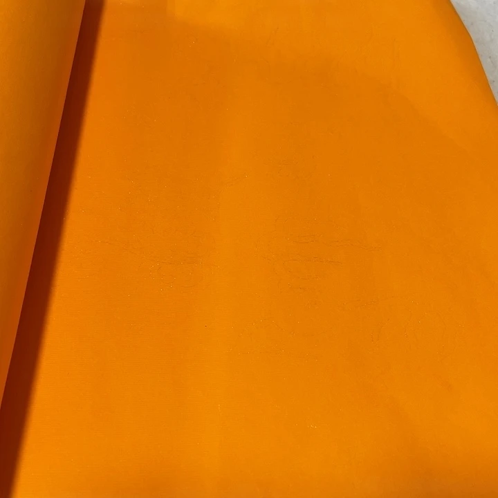 四尺对开佛教黄描龙50