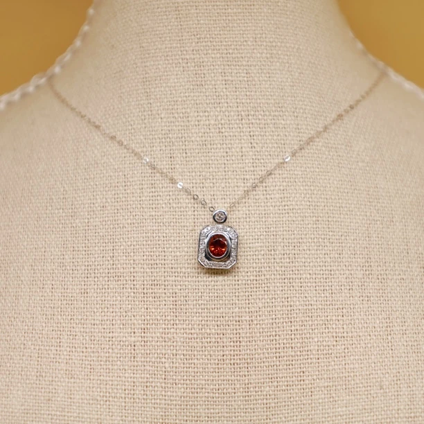 18k金香水瓶芬达锁骨链 约0.5ct 00106757